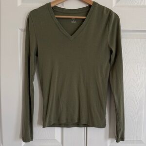 GAP Olive V-Neck Long Sleeve Top